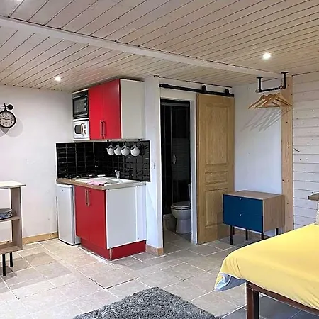 Maxilly Aparthotel 3*